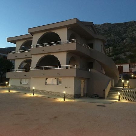 Steffano Apartment Karlobag Bagian luar foto