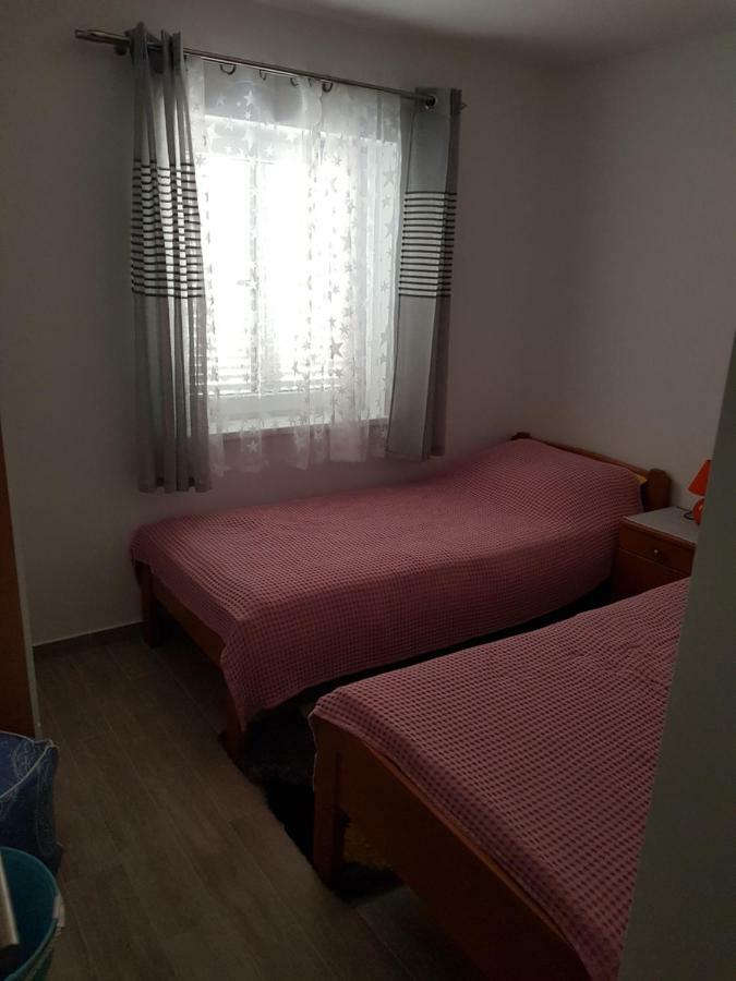 Steffano Apartment Karlobag Bagian luar foto